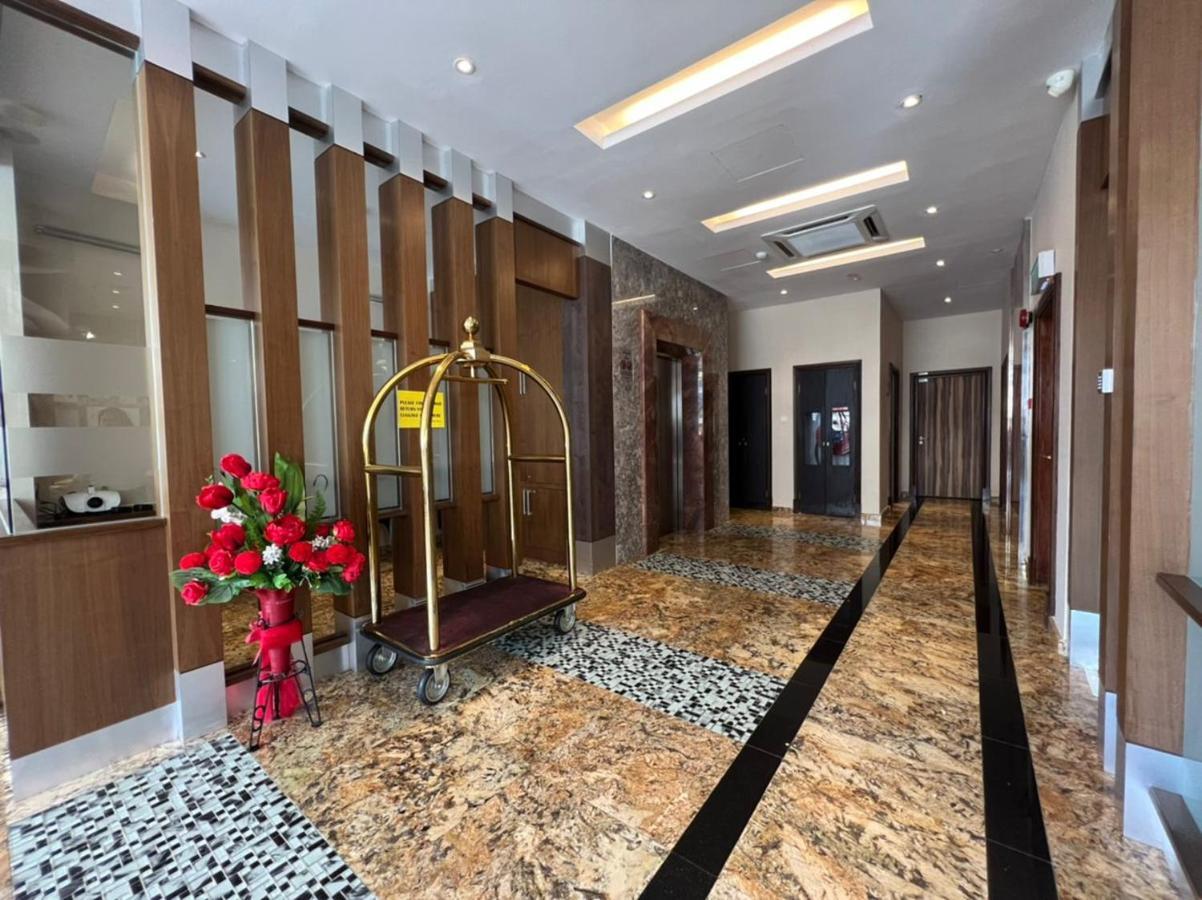 Nova Hotel Miri Exterior photo